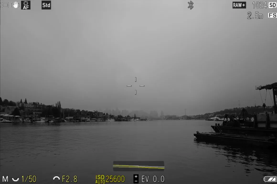 GR IV Tracking AF 32