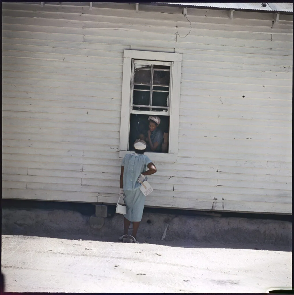 Gordon Parks – Segregation Story Alabama 1956 006