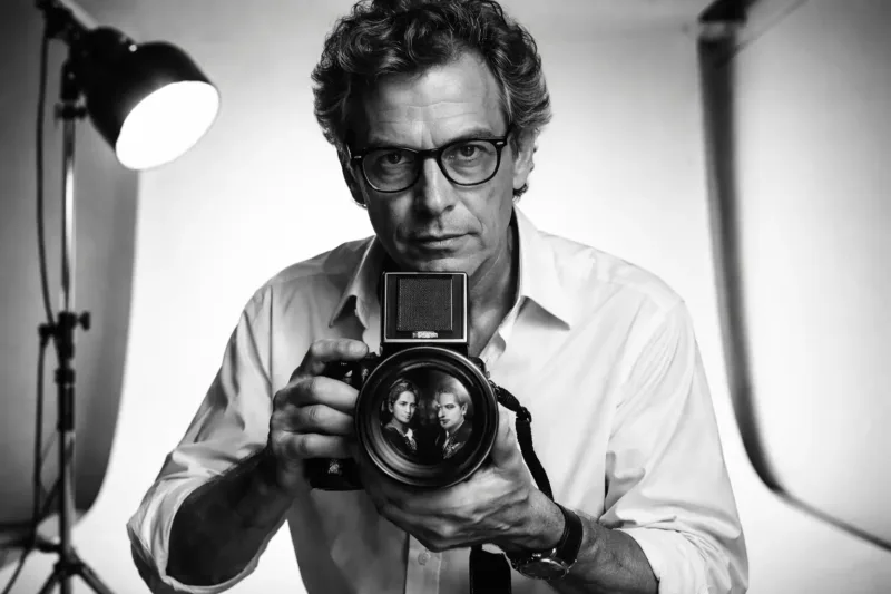 Richard Avedon: Portre Fotoğrafının Psikolojik Derinliğini Keşfeden Usta