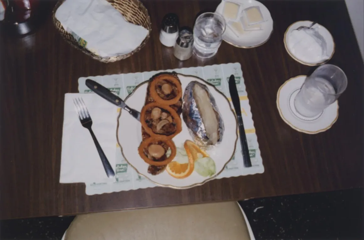 Stephen Shore – Clovis New Mexico 1972 diner kahvalti masasi
