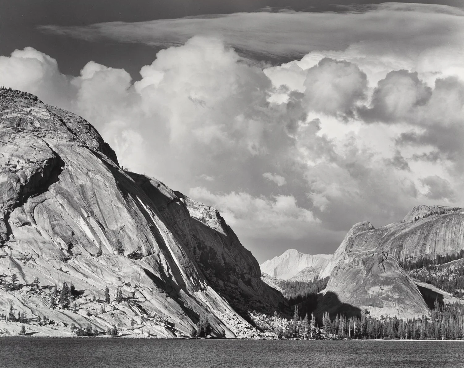 Ansel Adams: Fotoğraf Çekmek Değil, Işığı ve Tonu Tasarlamak 27 lake tenaya yosemite national park explore photographs ansel adams 1
