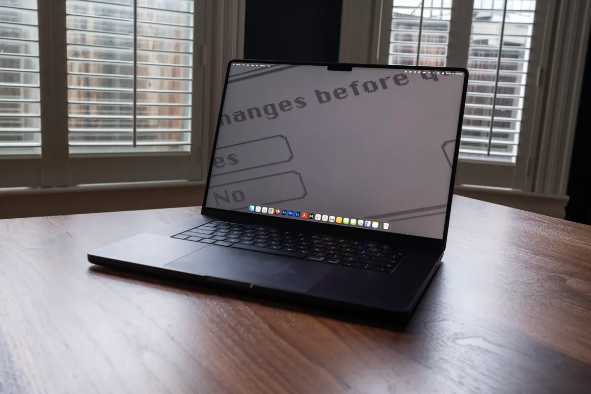 M5 Max’li MacBook Pro İncelemesi: Masaüstü Bilgisayarınızdan Daha İyi