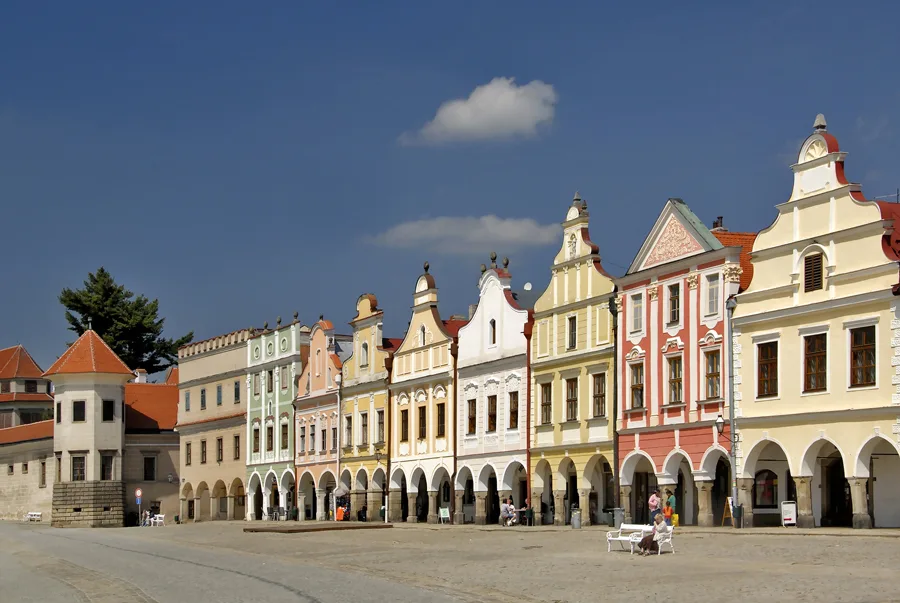 Izzet Keribar Prag Bohemya roofs