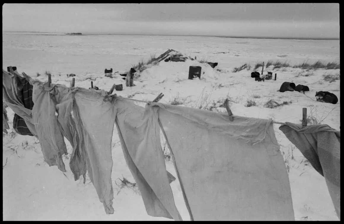 The Marriage of Jack Frost and Snow White © Duane Michals 012