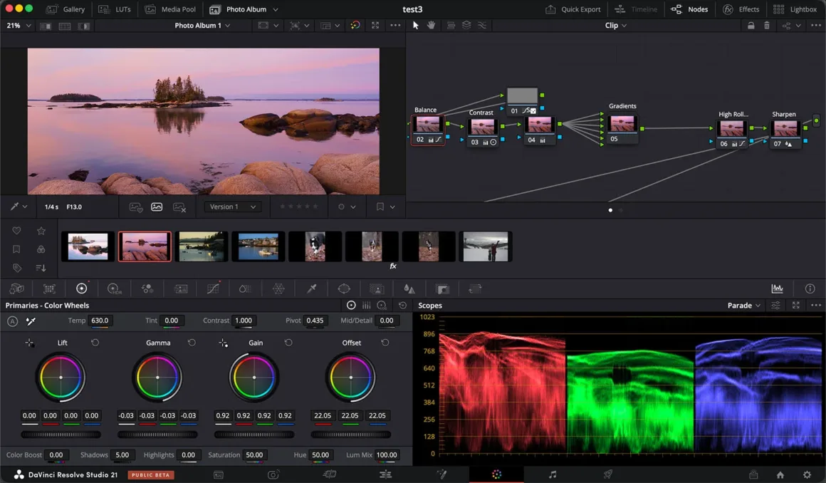 DaVinci Resolve renk düzenleme ekranında bir manzara fotoğrafı, renk tekerlekleri, node yapısı ve RGB parade grafiklerinin bulunduğu gelişmiş color grading arayüzü görülüyor.