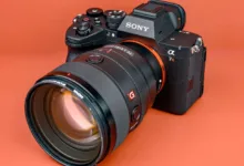 Sony a7R VI Has a Stacked 66.8MP Sensor and Captures 30 FPS Bursts