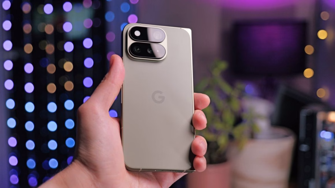 Google Pixel 11 Pro Fold İncelemesi: Şık Ama Yerinde Sayıyor 16 Google Pixel 11 Pro Fold akıllı telefon