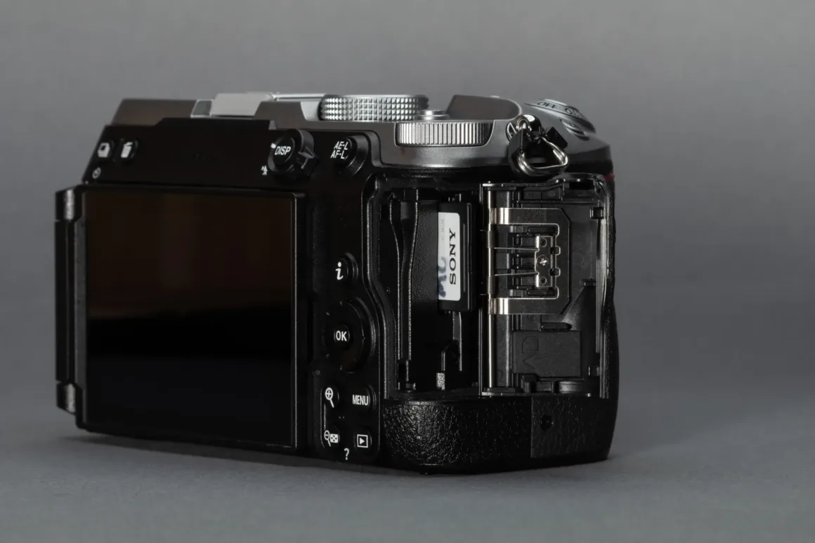 Nikon Z5IIC İncelemesi: Küçük Gövdeden Çok Daha Fazlası 21 PI Nikon Z5IIC 03
