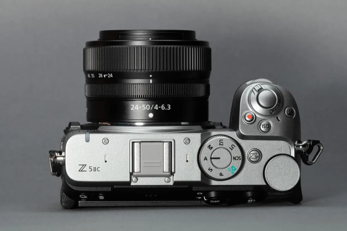 Nikon Z5IIC İncelemesi: Küçük Gövdeden Çok Daha Fazlası 22 PI Nikon Z5IIC 04
