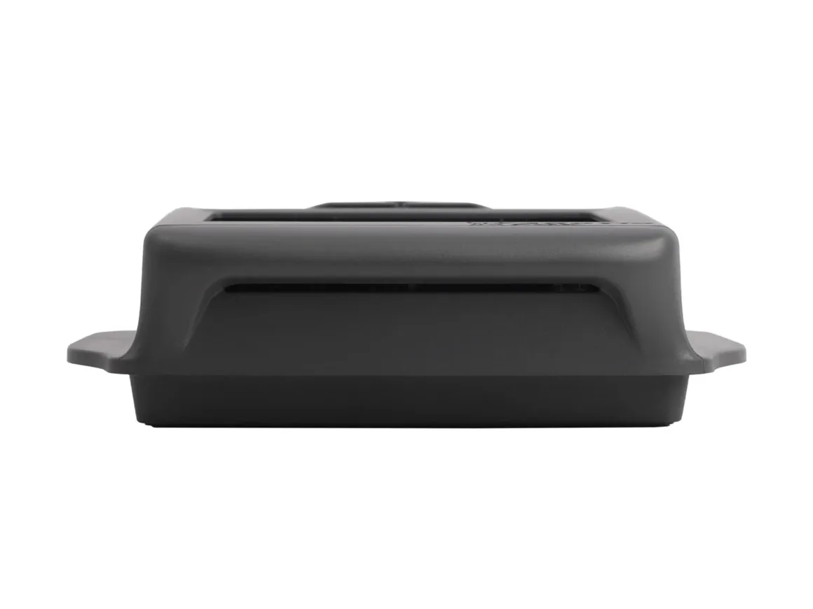 Super Mouse Tanıtıldı: Dokunmatik Ekranlı Fare Üretkenlik Merkezi Olmayı Hedefliyor 23 A dark gray, rectangular plastic housing with a horizontal slot on the front and small side tabs, viewed from a low angle against a white background.