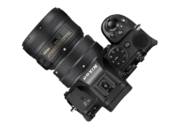 Canon EOS R8 II vs Nikon Z5II 26 Govde kart yuvalari ve pil omru nikon