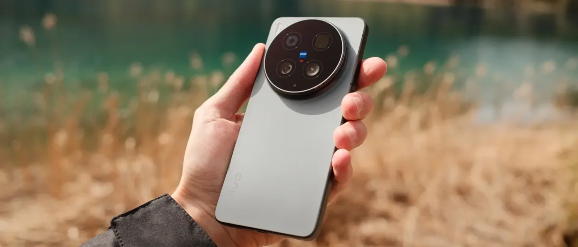 Fotoğrafçılar İçin En İyi Kameralı Telefonlar 20 vivo X300 Ultra